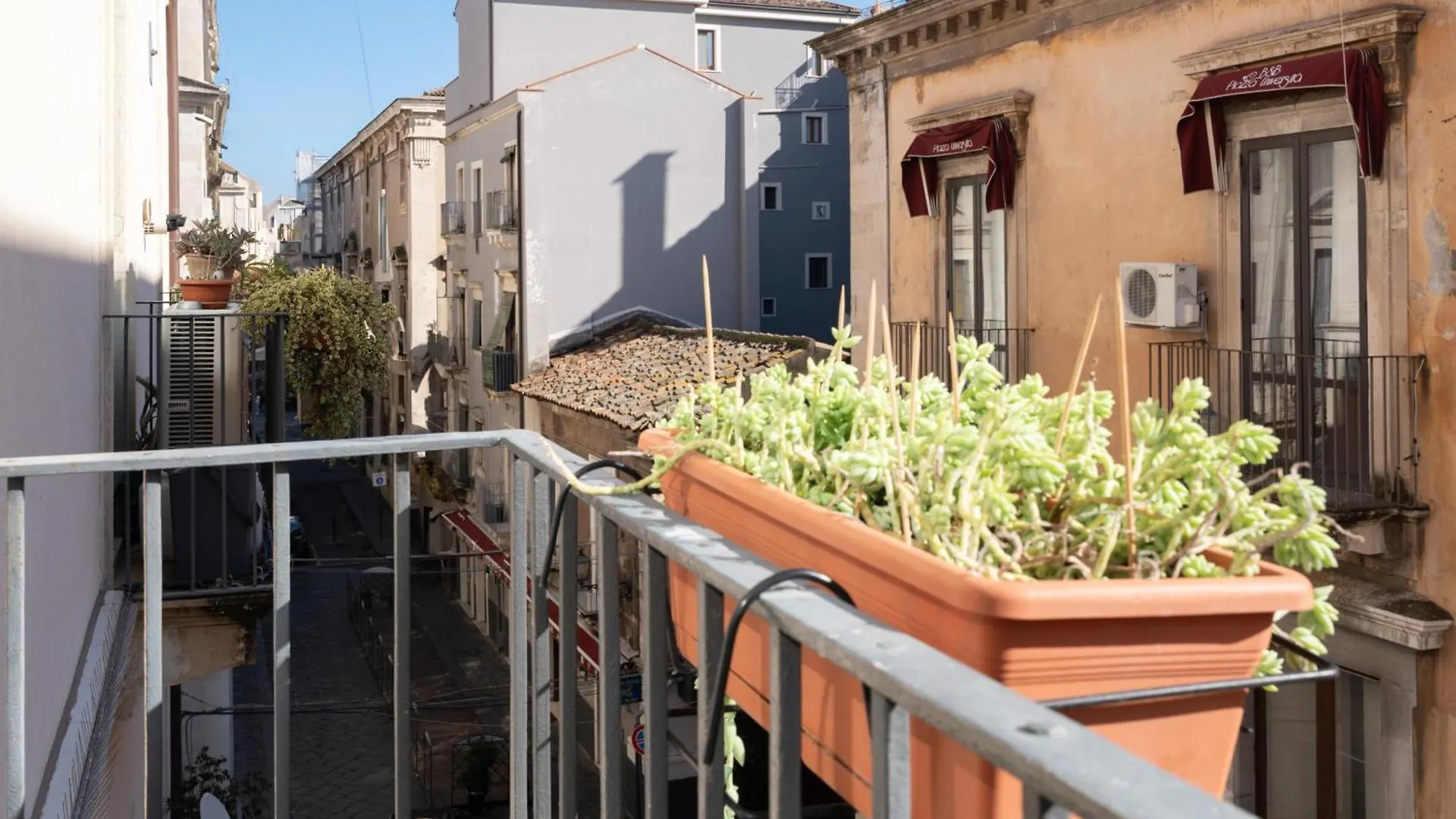 Amenano Apartments