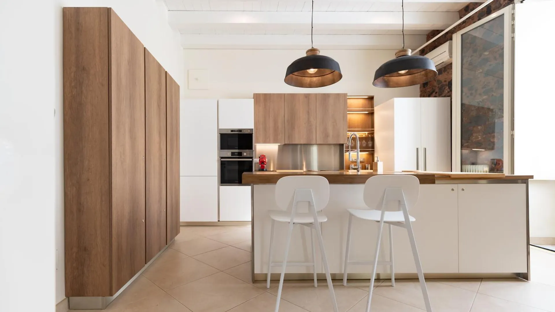 Amenano Apartments  CTA